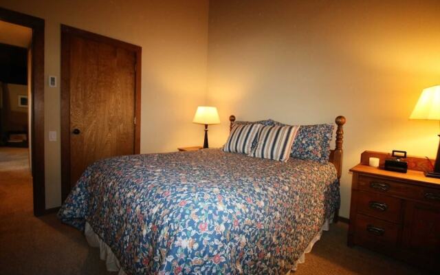 Mammoth S #230 4 Bedroom Condo