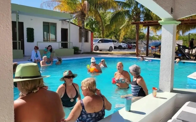 Pelican Inn at Las Dunas Chelem Hotel