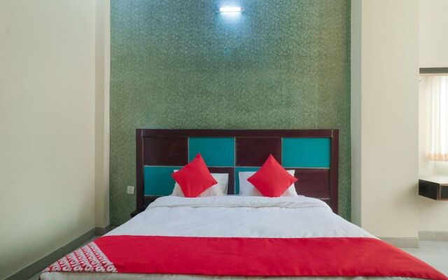 OYO 24575 Hotel Prabhu Villas