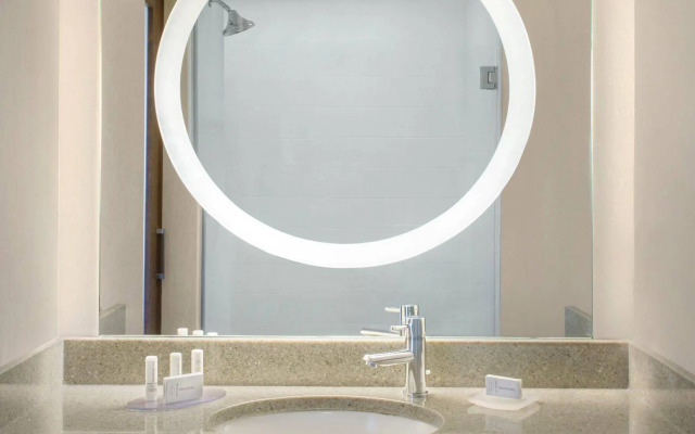 SpringHill Suites by Marriott Long Island Brookhaven