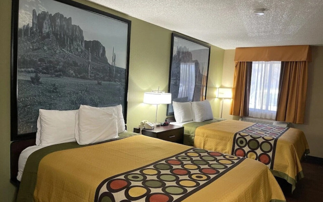 Super 8 by Wyndham Casa Grande