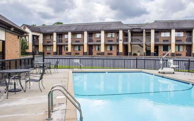 Red Roof Inn Sanford