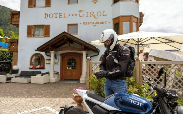 Hotel Tirol Natural Idyll