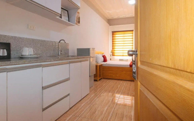 RedDoorz @ Sun Miles Condominium
