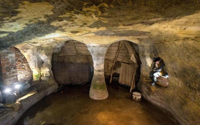 Luxury City Centre Getaway - Prime Location Sleeps 7!