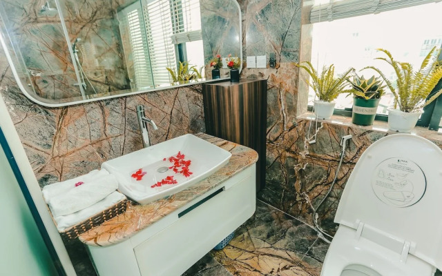 HNC Premier Hotel & Residences