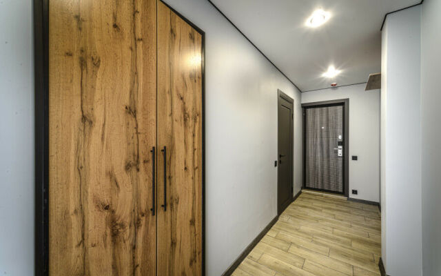 Portal Apartments on the street. Druzhby, 15
