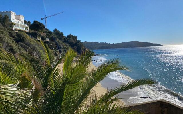 Golfe St Tropez Magique T2 duplex vue mer piscine, garage