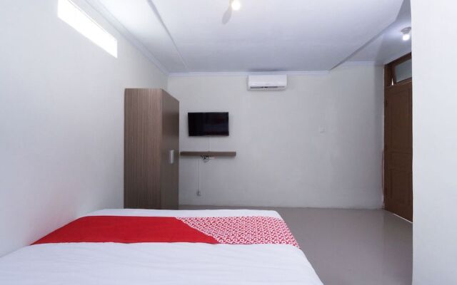 OYO 2444 Sera House