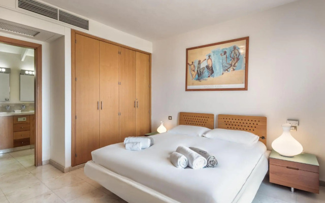 Romen 2-2 PENTHOUSE SEA VIEW & JACUZZI 2B