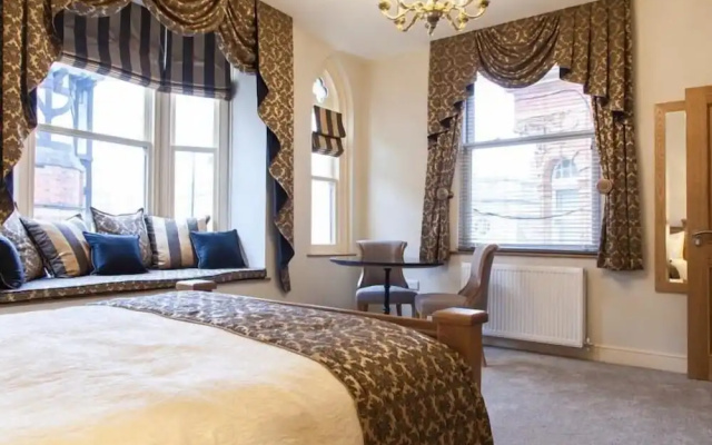 hotelImage