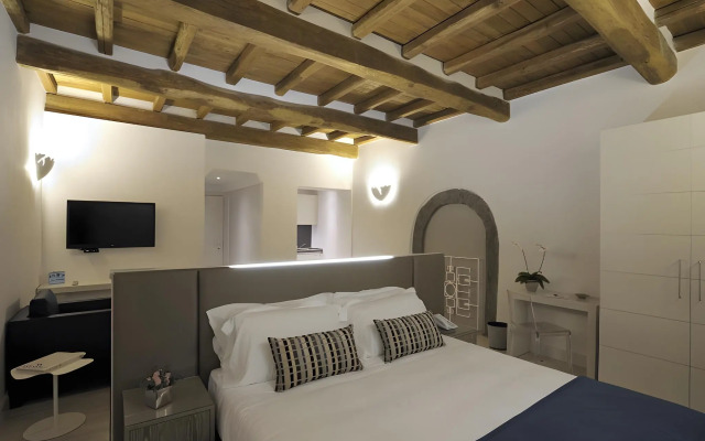 Trevi Palace Luxury Inn