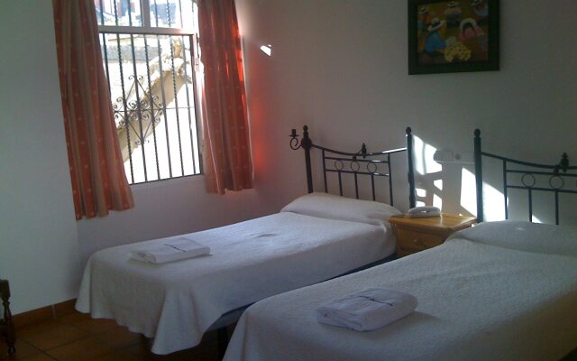 Hostal Atenas