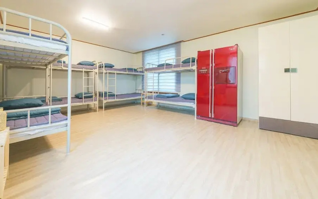 Gangneung Funny Group Pension