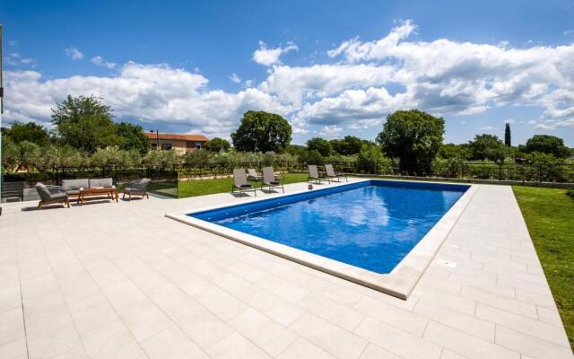Villa XO