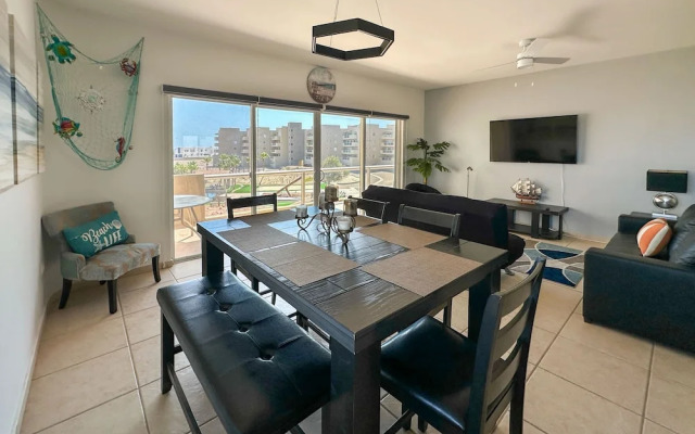 Relaxing Getaway 2BR Condo