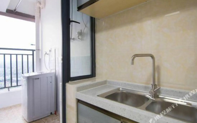 Yuetu Serviced Apartment(广州悦途精品公寓（番禺中心医院店）)