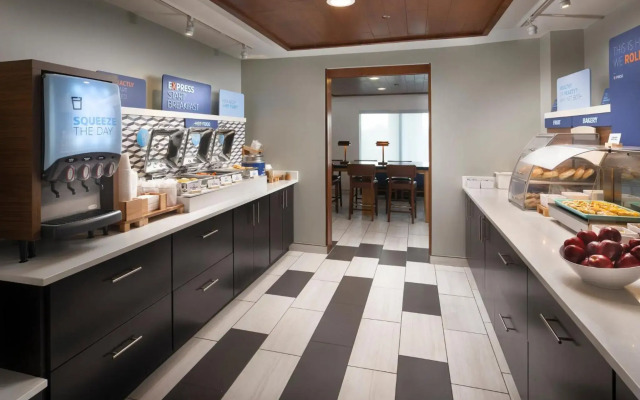 Holiday Inn Express & Suites Olive Branch by IHG