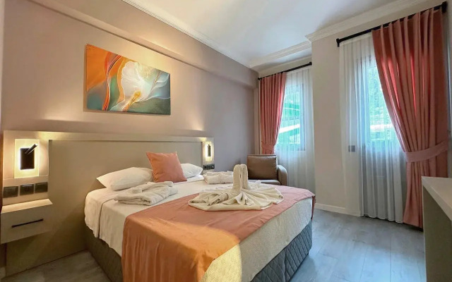 Casa De Levi̇ssi̇ Hotel Oludeni̇z