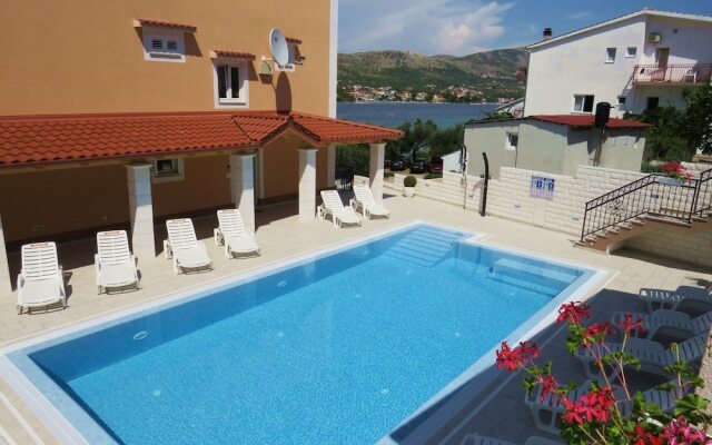 Apartments Villa Ante