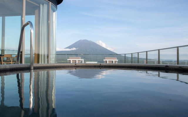 Skye Niseko