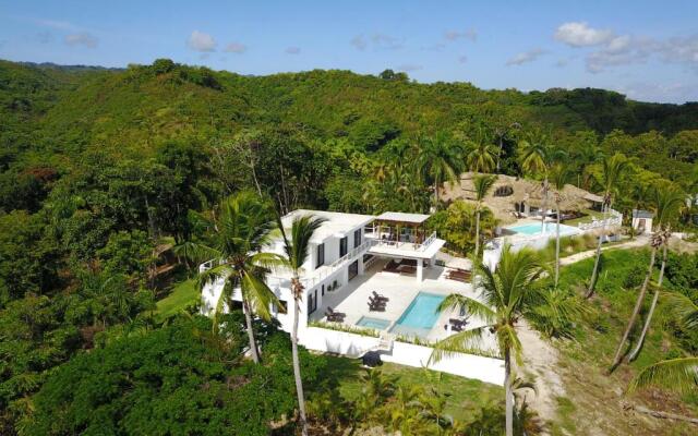 Magnificent new Modern Villa With sea View 5 Bedrooms