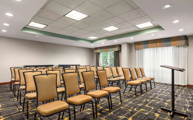 Wyndham Garden Duluth