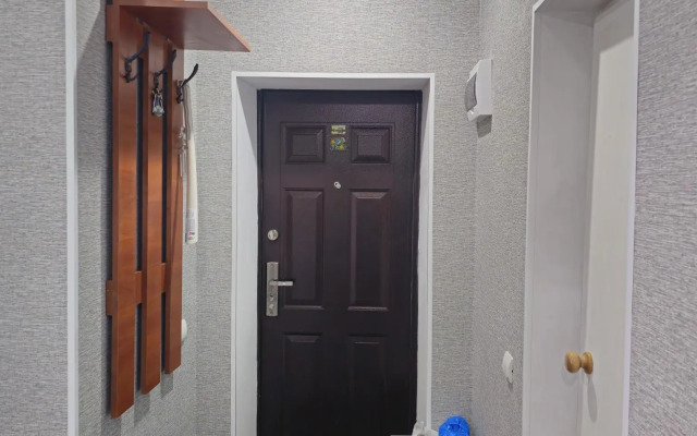 Apartment on Gagarina, 27A