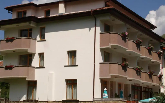 Yagodina Family Hotel