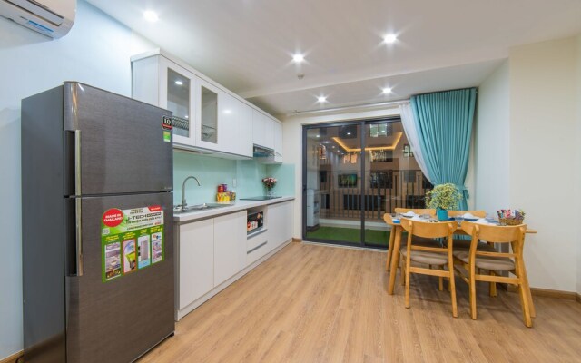 2 Bedroom Apartment With City View