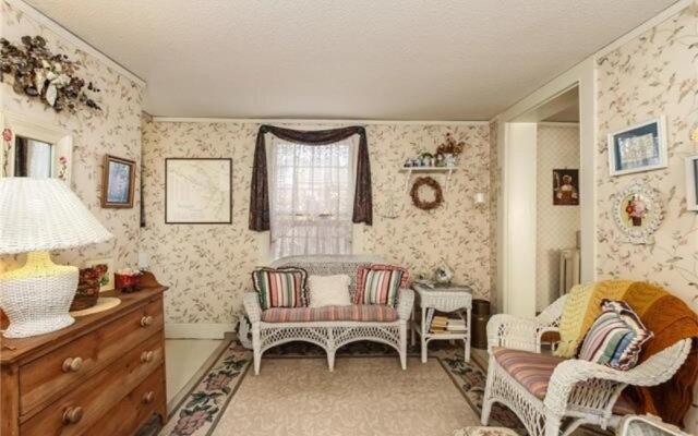 Chester Bulkley House Bed & Breakfast