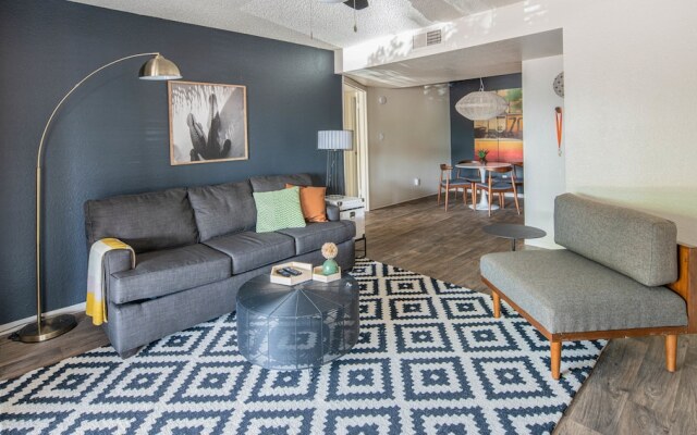 Cozy 2BR Heated Pool 219 by Wanderjaunt