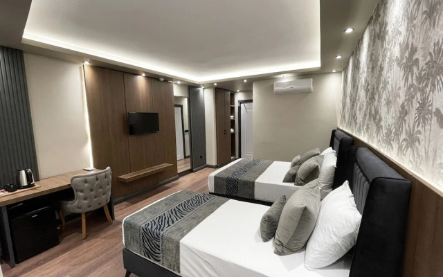 Grand Uskudar Hotel