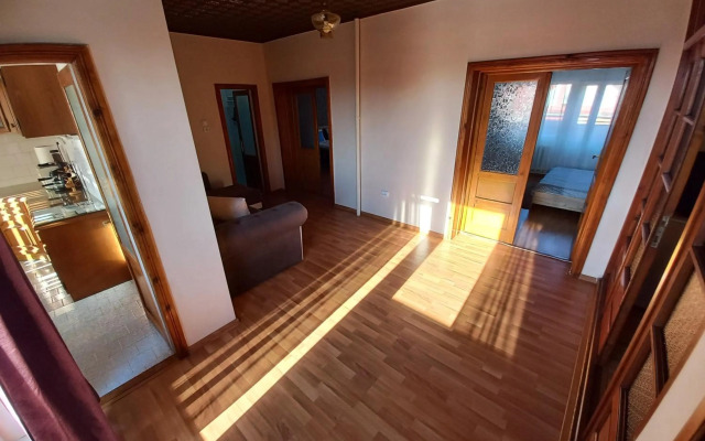 Premium Central Apartment