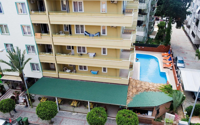 Cleopatra Ada Apart Hotel