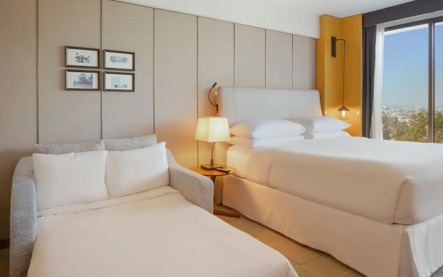 Sheraton Universal Hotel
