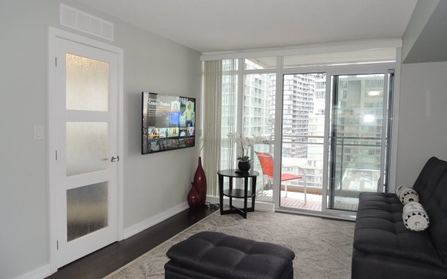 TVHR - Luxury Condos in Heart of Downtown