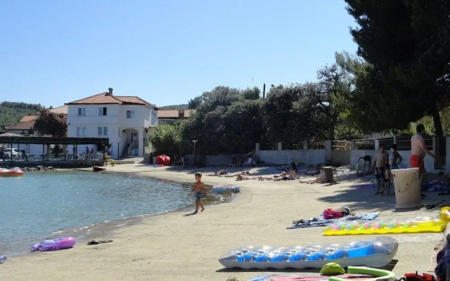 Davor - With Parking - A5