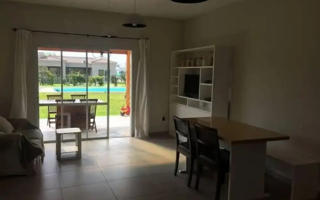 Casa en Garin