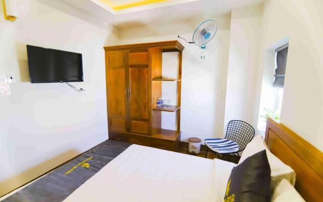 Sea Star Hotel
