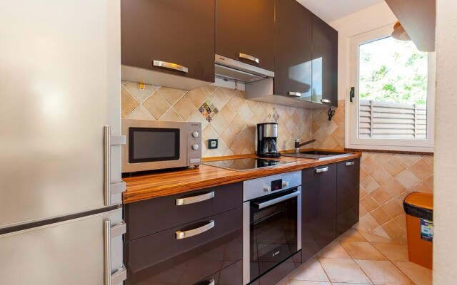 Stunning Home in Crikvenica With Jacuzzi, Wifi and 4 Bedrooms