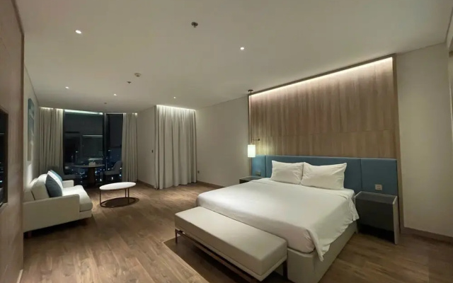 Alacarte Seaview Halong by HaVan