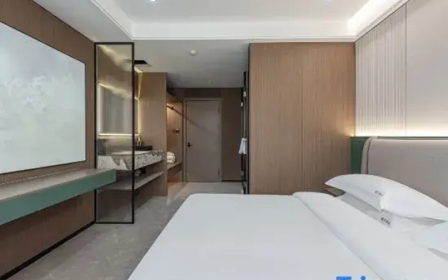 Xiyue Audio-visual Homestay (Paojiang Agricultural and Commercial College)