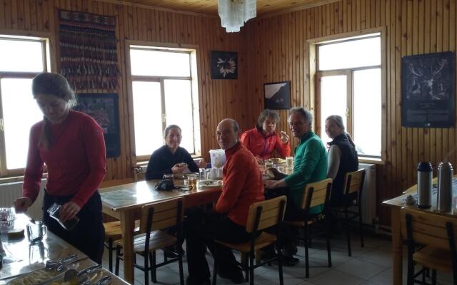 Kackar Pension