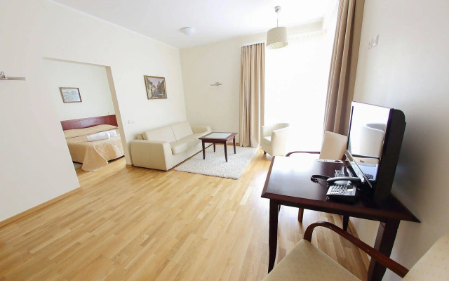 Royal Spa Residence