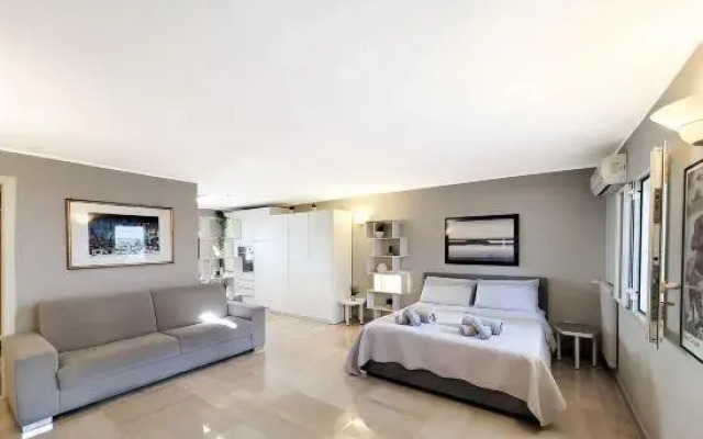 Luxury Penthouse in the Heart of Bari with Terrace
