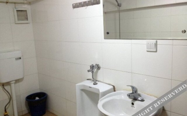 Sifang Hotel (Nanjing Hospital of Traditional Chinese Medicine Shanghai Road Subway Station Branch)