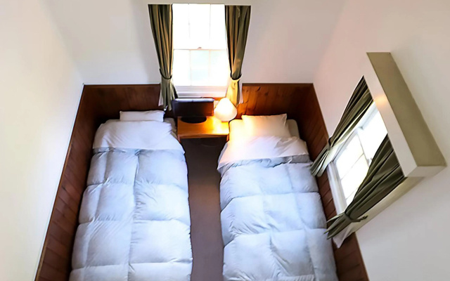 Pension Human – Guest Rooms – Yamanakako