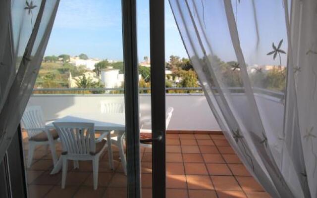 Pine Tree Apartments - Sesmarias