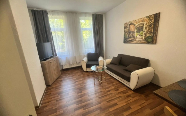 Othman Appartements Pfarrstraße 54, EG, R